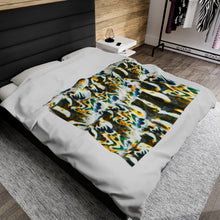 Charger l&#39;image dans la galerie, Velveteen Plush Blanket