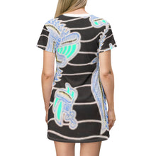 Charger l&#39;image dans la galerie, T-Shirt Dress (AOP)