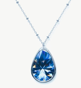 Collier Ovale – Élégance et Durabilité