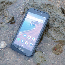 Charger l&#39;image dans la galerie, Ulefone Armor X6 Rugged Phone, 2GB+16GB  ,  IP68/IP69K Waterproof Dustproof Shockproof, Face Identification, 4000mAh Battery, 5.0 inch Android 9.0 MTK6580A/W Quad Core up to 1.3GHz, Network: 3G